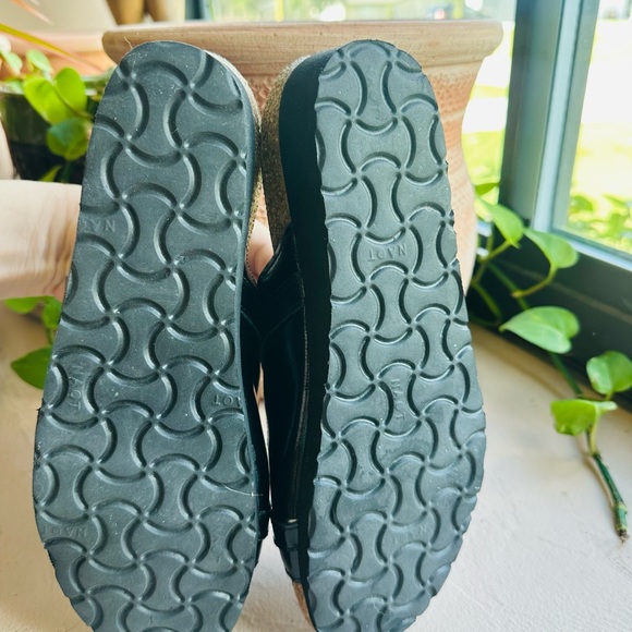 Naot Sandals Black Gloss Slide Extremely Comfortable Size 38/US 7 - Picture 5 of 5